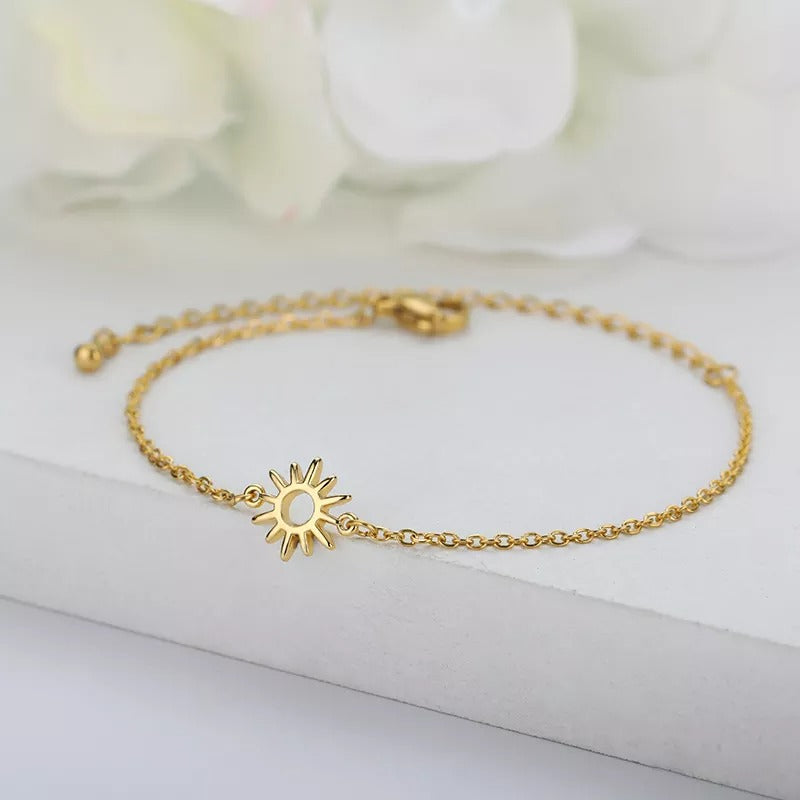 Classic Gold Sun Bracelet